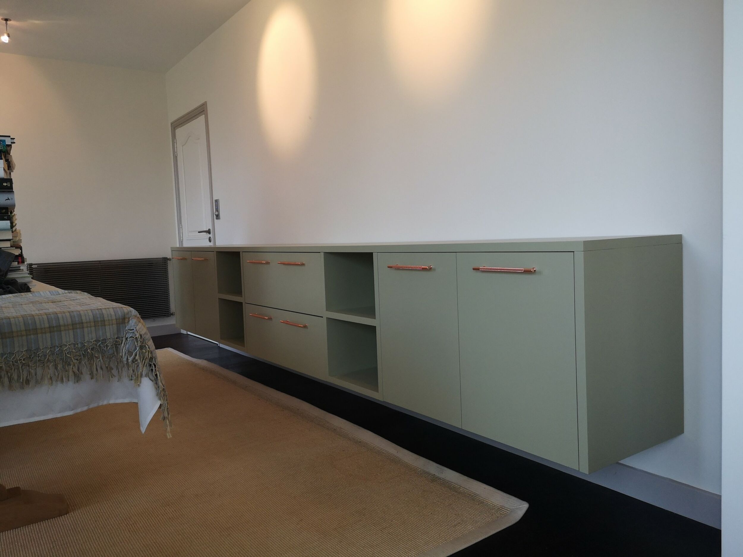 meuble suspendu chambre